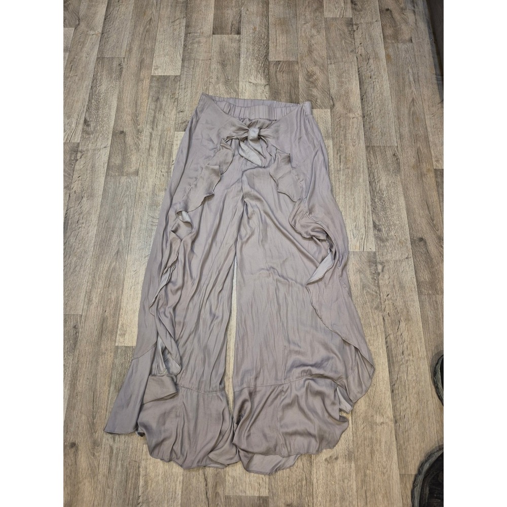 Elegant Women's Gray Wide-Leg Pants - Picture 2 of 8